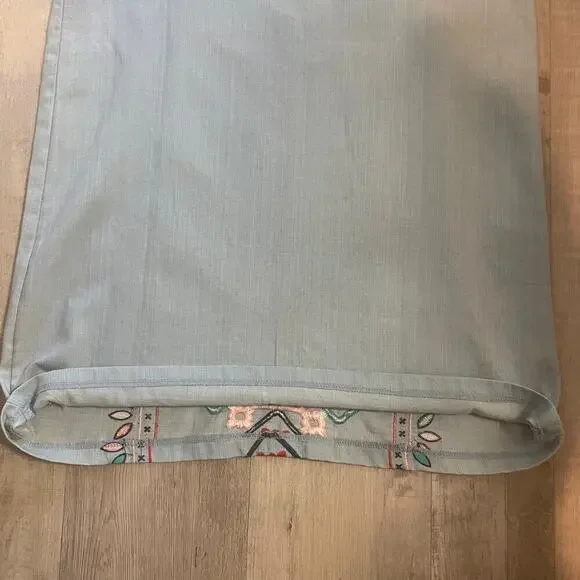 Hayden Los Angeles light blue embroidered Shift Dress size medium - Picture 16 of 16